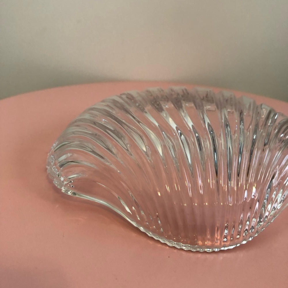 Mikasa Shell Dish - Picture 3 of 5